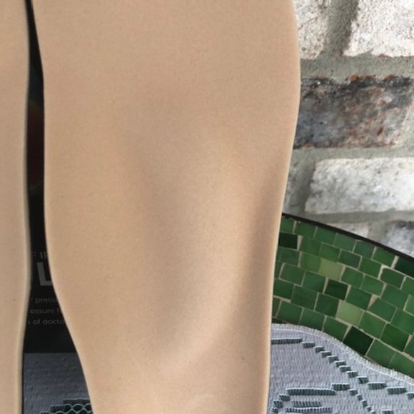 NEW Balance Pressure Relief IPR303 Insoles W 7.5/M6 - Picture 3 of 16